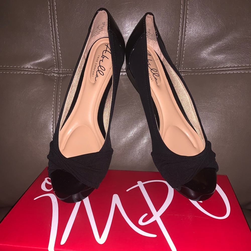 Impo Black Patent Leather shoes.